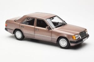 Mercedes 230E W124 Rosewood Metallic Händler Edition Norev 1:18 B66040697 Metall – Bild 6 von 8