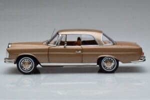 Mercedes 250 SE Coupe W111 Gold Metallic Norev 1:18 183759 Metall – Bild 4 von 7