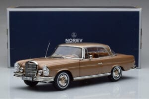 Mercedes 250 SE Coupe W111 Gold Metallic Norev 1:18 183759 Metall – Bild 7 von 7