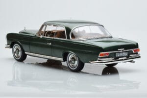 Mercedes 250 SE Coupe W111 Grün Metallic Limitierte Auflage Norev 1:18 183764 Metall – Bild 6 von 7