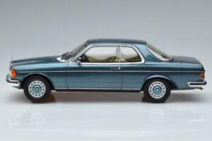 Mercedes 280 CE C123 Blau Otto 1:18 OT627 Resin – Bild 3 von 6