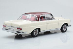 Mercedes 280 SE W108 Weiss AUTOart 1:18 76287 Metall – Bild 4 von 8