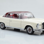 Mercedes 280 SE W108 Weiss AUTOart 1:18 - image 6 of 8