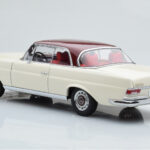 Mercedes 280 SE W108 Weiss AUTOart 1:18 - image 7 of 8