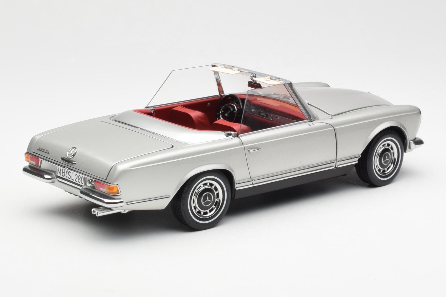 Mercedes 280 SL W113 Pagode Silber Schuco 1:18 450035000 Metall – Bild 3 von 8