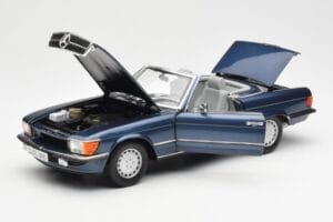 Mercedes 300 SL R107 Nautikblau Norev 1:18 183466 Metall – Bild 2 von 8