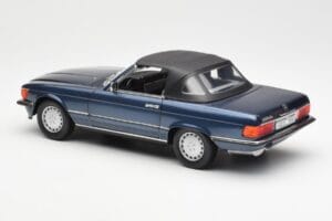 Mercedes 300 SL R107 Nautikblau Norev 1:18 183466 Metall – Bild 7 von 8