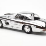 Mercedes 300 SL W198 Chrom Minichamps 1:18 - image 7 of 8