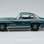 Mercedes 300 SL W198 Gullwing Grün Norev 1:18 - image 4 of 7