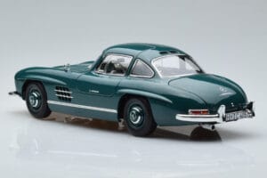 Mercedes 300 SL W198 Gullwing Grün Norev 1:18 183851 Metall – Bild 6 von 7