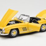 Mercedes 300 SL W198 Roadster Gelb Norev 1:18 - image 2 of 8