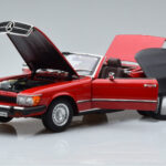 Mercedes 450 SL R107 US-Version Rot Norev 1:18 - image 2 of 8