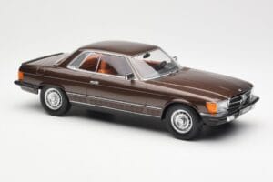 Mercedes 500 SLC C107 Braun KK-Scale 1:18 180851 Metall – Bild 4 von 6