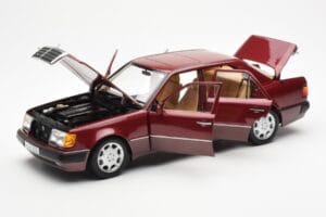 Mercedes 500E W124 Rot Metallic Händler Edition Norev 1:18 B66040699 Metall – Bild 2 von 8