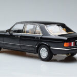 Mercedes 560 SEL W126 Schwarz Norev 1:18 - image 6 of 7