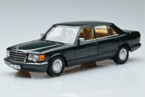 Mercedes 560 SEL W126 Dunkelgrün Metallic Norev 1:18