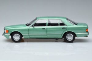 Mercedes 560 SEL W126 Hellgrün Norev 1:18 183469 Metall – Bild 4 von 7