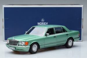 Mercedes 560 SEL W126 Hellgrün Norev 1:18 183469 Metall – Bild 7 von 7