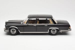 Mercedes 600 SWB W100 Schwarz KK-Scale 1:18 180601 Metall – Bild 3 von 6
