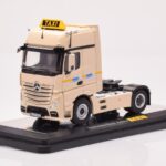 Mercedes Actros Gigaspace IAA 2012 Taxi NZG 1:50 - image 2 of 4