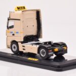 Mercedes Actros Gigaspace IAA 2012 Taxi NZG 1:50 - image 3 of 4