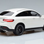 Mercedes AMG GLE 63S C292 Coupe Weiss GT Spirit 1:18 - image 2 of 6