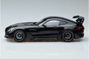 Mercedes AMG GT C190 Black Series Schwarz Norev 1:18 183900 Metall – Bild 4 von 7