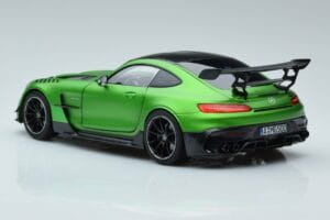Mercedes AMG GT C190 Black Series Grün Hell Magno Limitierte Auflage Norev 1:18 183903 Metall – Bild 6 von 7
