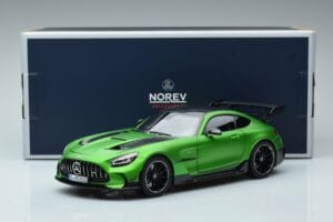 Mercedes AMG GT C190 Black Series Grün Hell Magno Limitierte Auflage Norev 1:18 183903 Metall – Bild 7 von 7