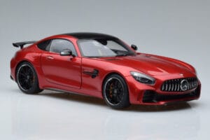Mercedes AMG GT R C190 Kardinalrot AUTOart 1:18 76331 Metall – Bild 5 von 7