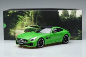 Mercedes AMG GT-R C190 Green Hell Magno Norev 1:18 B66960416 Metall – Bild 7 von 7