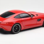 Mercedes AMG GT C190 Rot Norev 1:18 - image 3 of 8