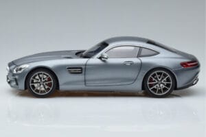 Mercedes AMG GT S Selenite Grau Magno Norev 1:18 B66960343 Metall – Bild 4 von 7
