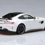 Mercedes AMG GT R Weiss GT Spirit 1:18 KJ021 Resin - image 2 of 6