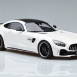 Mercedes AMG GT R Weiss GT Spirit 1:18 KJ021 Resin - image 4 of 6