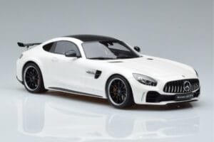 Mercedes AMG GT R Weiss GT Spirit 1:18 KJ021 Resin – Bild 4 von 6