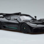 Mercedes AMG One Schwarz NZG 1:18 - image 7 of 9
