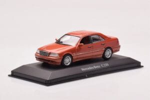 Mercedes C-Class W202 C220 Orange Metallic Dealer Edition Minichamps 1:43 B66005747 Metall – Bild 2 von 4