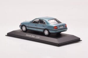 Mercedes C-Class W202 C220 Petrol Metallic Minichamps 1:43 B66005705 Metall – Bild 2 von 3