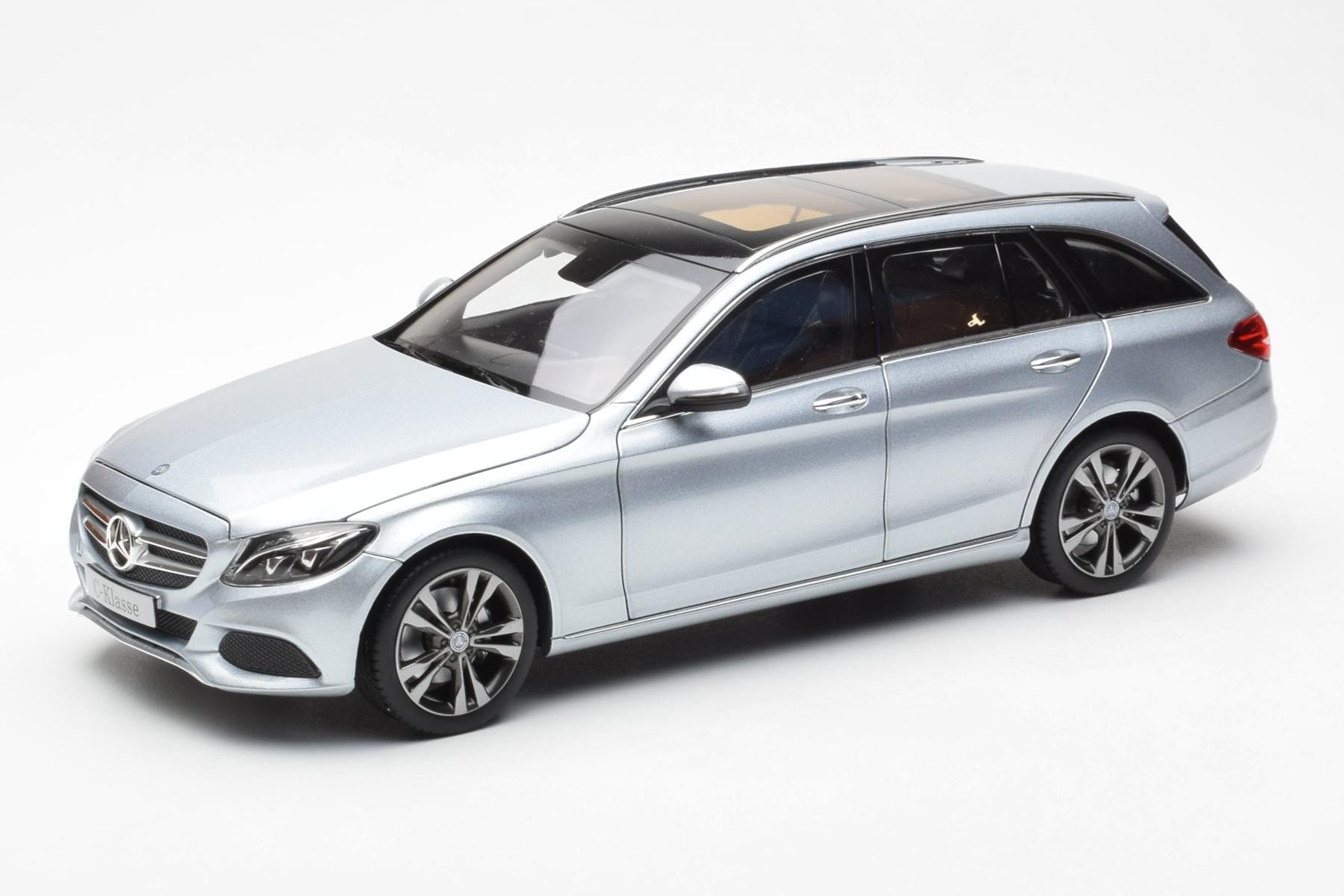 Mercedes C-Class W205 T-Modell Silber Asia Exclusive Norev 1:18 183865 Metall