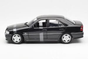 Mercedes C-Class W202 C36 AMG Schwarz Metallic UT Models 1:18 26102 Metall – Bild 3 von 6