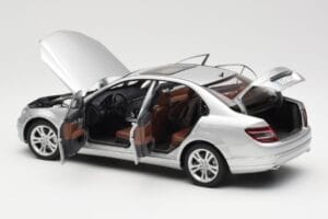 Mercedes C-Class W204 Avantgarde Silber AUTOart 1:18 B66962368 Metall – Bild 5 von 8