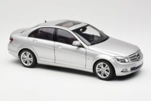 Mercedes C-Class W204 Avantgarde Silber AUTOart 1:18 B66962368 Metall – Bild 6 von 8