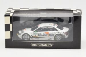 Mercedes C-Class W204 DTM Team AMG Mercedes #5 J. Green DTM 2008 Minichamps 1:43 400083805 Metall – Bild 4 von 4