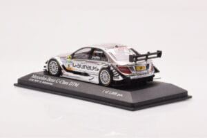 Mercedes C-Class W204 DTM Team AMG Mercedes #8 R. Schumacher DTM 2010 Minichamps 1:43 400103908 Metall – Bild 3 von 4