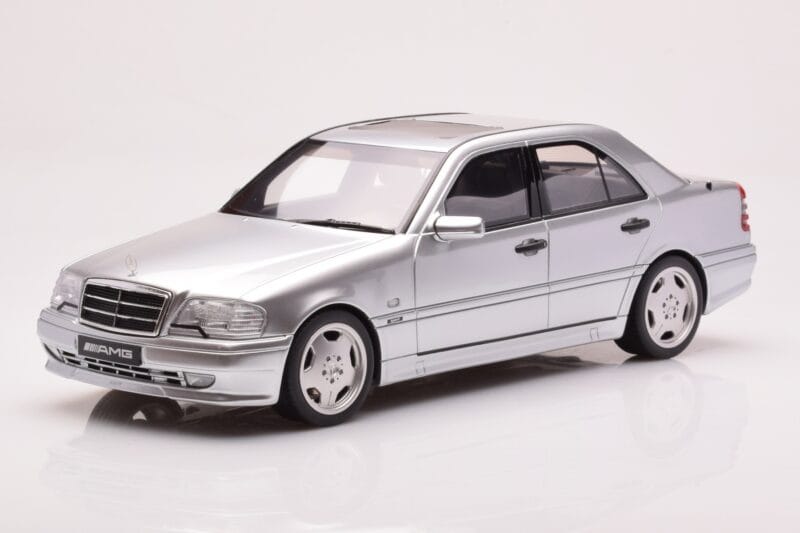 Mercedes C36 AMG W202 Silber Otto 1:18