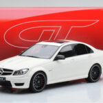 Mercedes C63 AMG W204 Weiss GT Spirit 1:18 - image 6 of 6