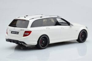 Mercedes C63 AMG S204 T-Modell Weiss GT Spirit 1:18 GT147 Resin – Bild 2 von 8