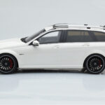 Mercedes C63 AMG S204 T-Modell Weiss GT Spirit 1:18 - image 3 of 8