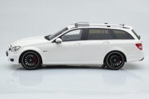 Mercedes C63 AMG S204 T-Modell Weiss GT Spirit 1:18 GT147 Resin – Bild 3 von 8